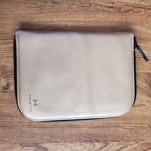Halston on the go jewelry carrier